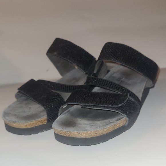 Naot Black Sandals Walking Snake Leather Crystal Slides Adj Velcro Toe Strap - Picture 1 of 7